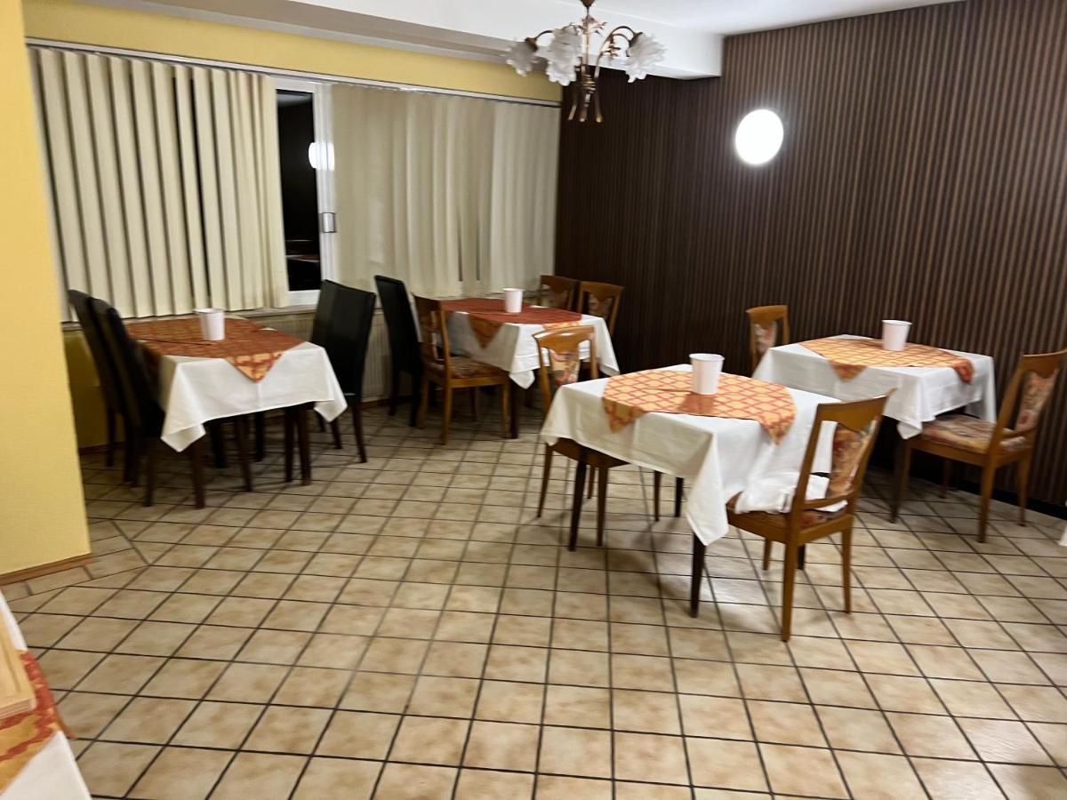 Hotel Schwan Hügelsheim Exterior foto